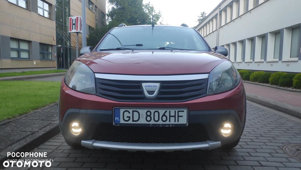 Dacia Sandero 1.6 MPI Stepway - 1