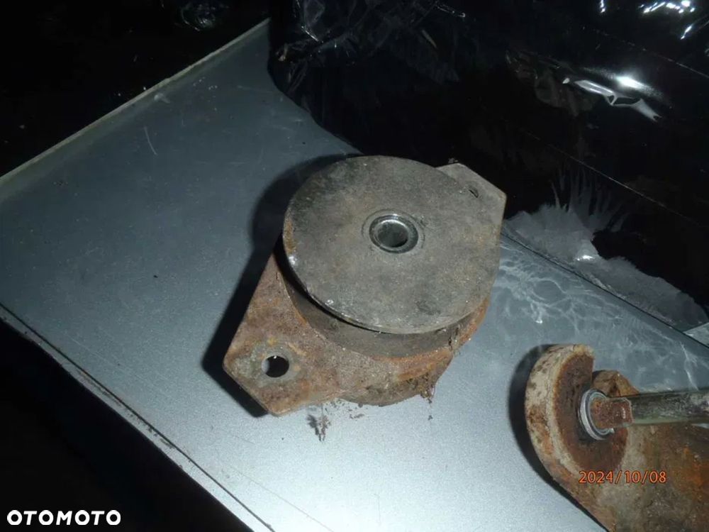 poduszka łapa wspornik skrzyni biegów silnika cinQuecento 700 900 - 5