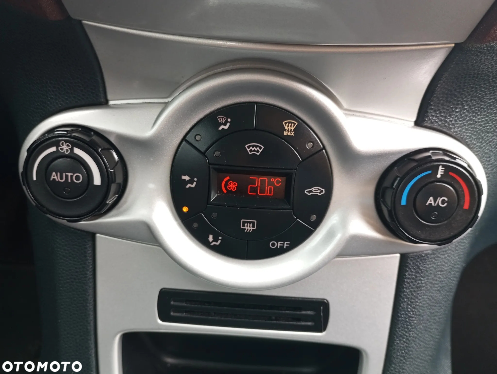 Ford Fiesta 1.25 Ambiente - 20