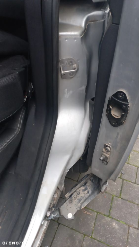 Ford Tourneo Connect Gr 1.5 TDCi Titanium - 14