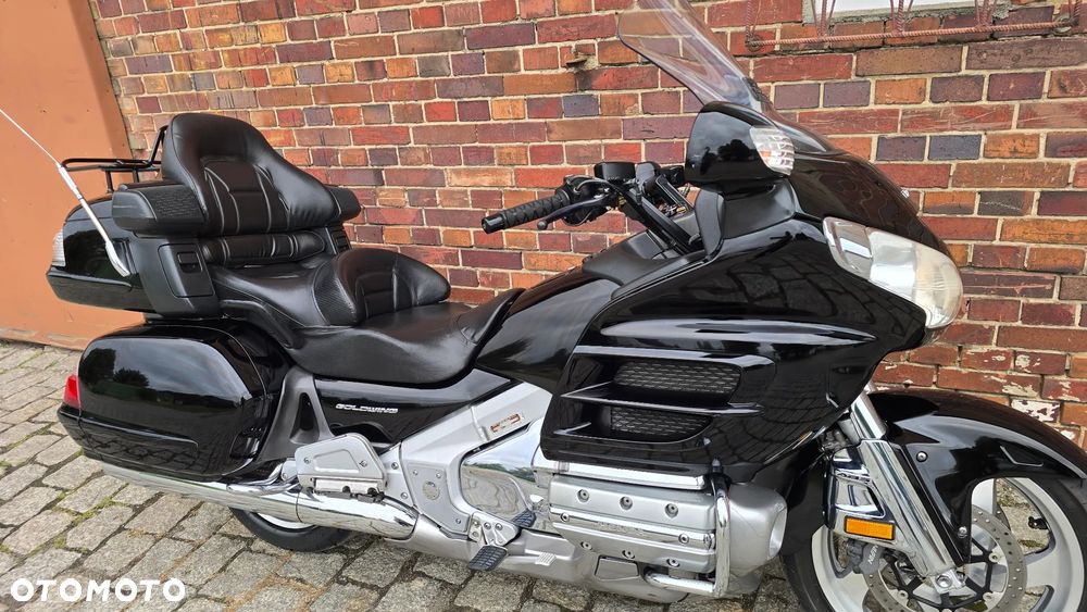 Honda GL - 25