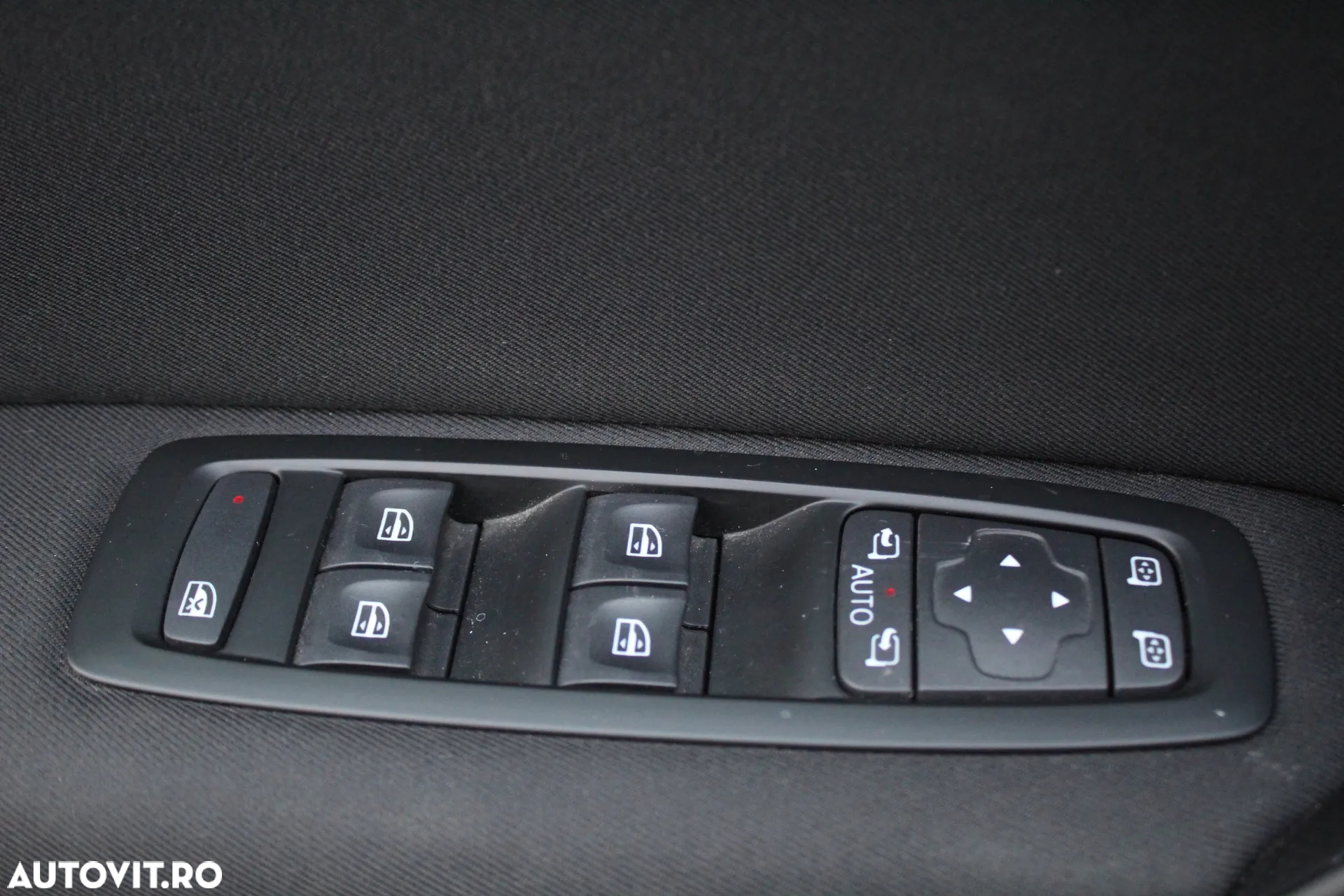 Renault Megane Grandtour BLUE dCi 115 BUSINESS EDITION - 14