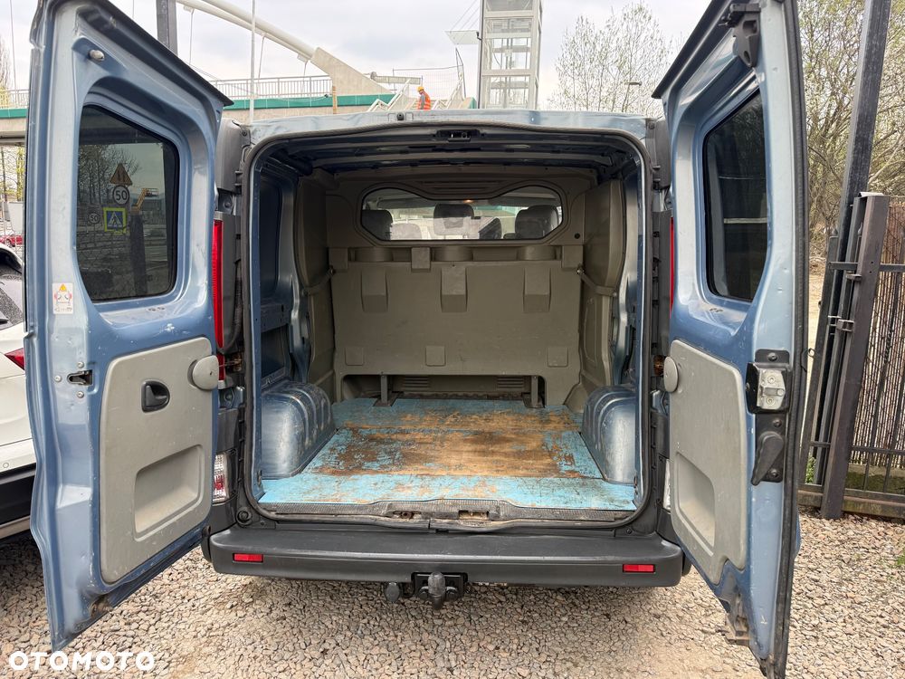Opel Vivaro - 12