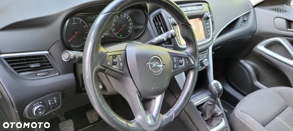Opel Zafira 1.4 T Elite - 8