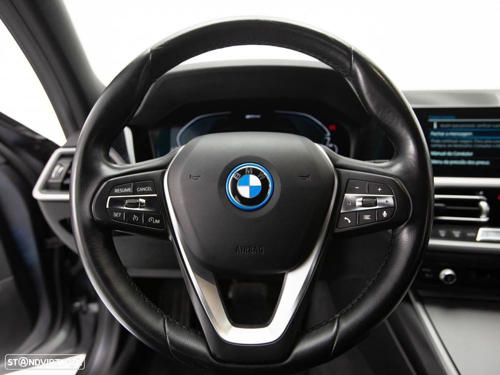 BMW 320 e Corporate Edition Auto - 17