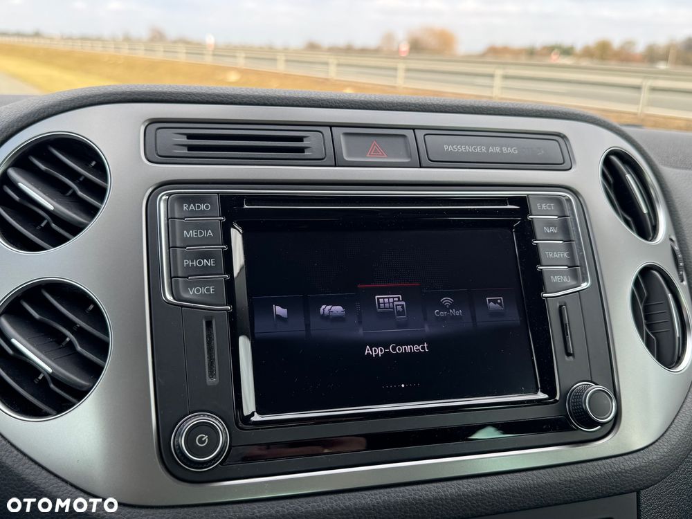 Volkswagen Tiguan 1.4 TSI BlueMotion Technology Lounge Sport & Style - 36