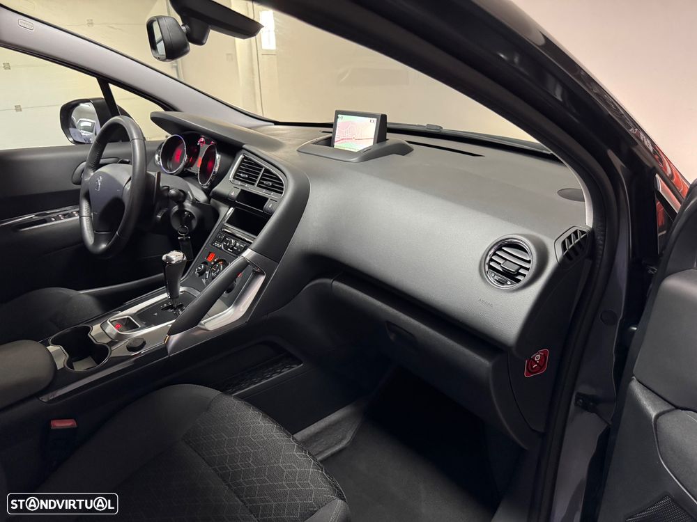 Peugeot 3008 1.6 e-HDi Allure 2-Tronic J18 - 22