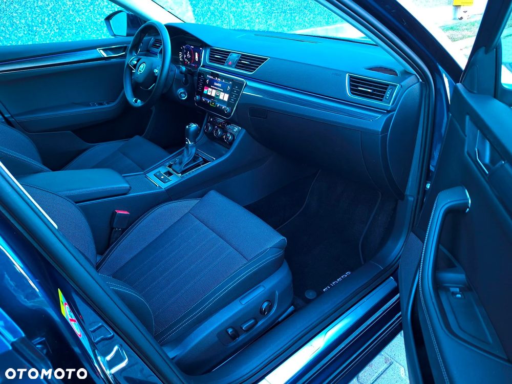 Skoda Superb 2.0 TDI DSG Premium Edition - 18