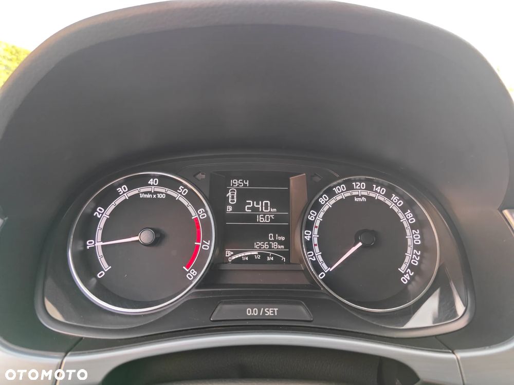 Skoda Fabia 1.0 TSI Ambition - 11