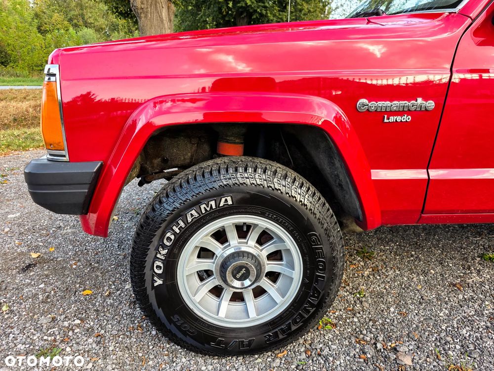 Jeep Comanche - 14