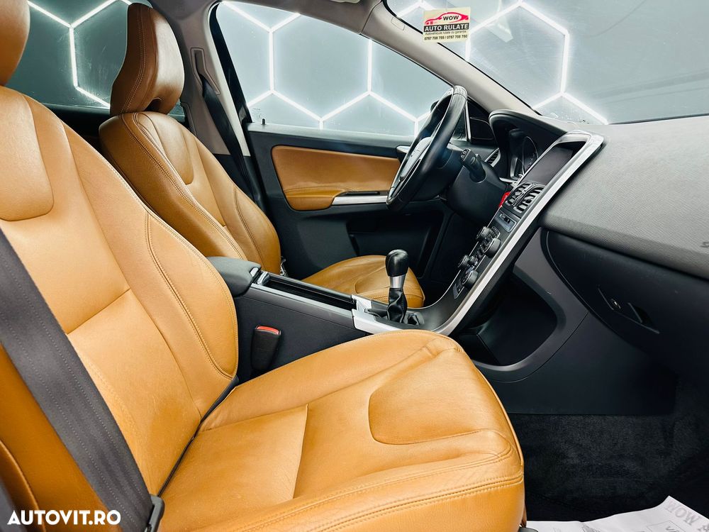 Volvo XC 60 D3 Kinetic - 17