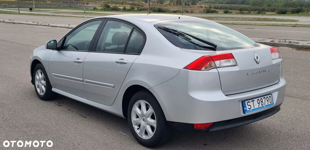 Renault Laguna 2.0 Authentique - 3
