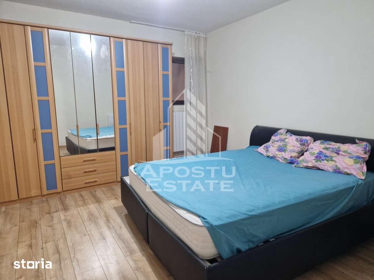 Apartament cu 3 camere ,80 mpu semidecomandat — fotografia 1
