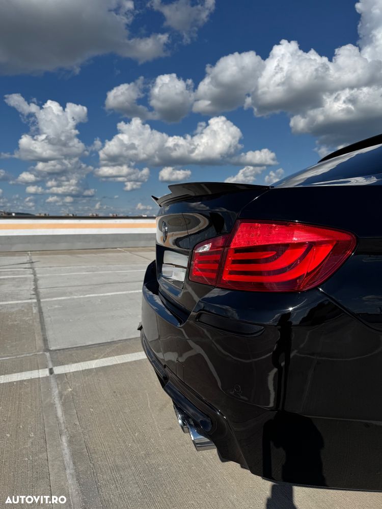BMW Seria 5 520d Aut. - 12