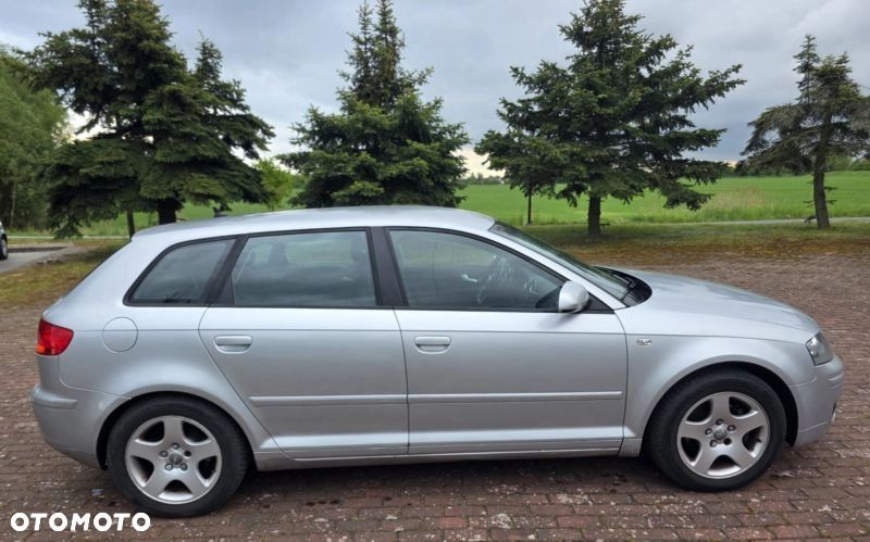 Audi A3 Sportback 2.0 TDI Ambition - 4