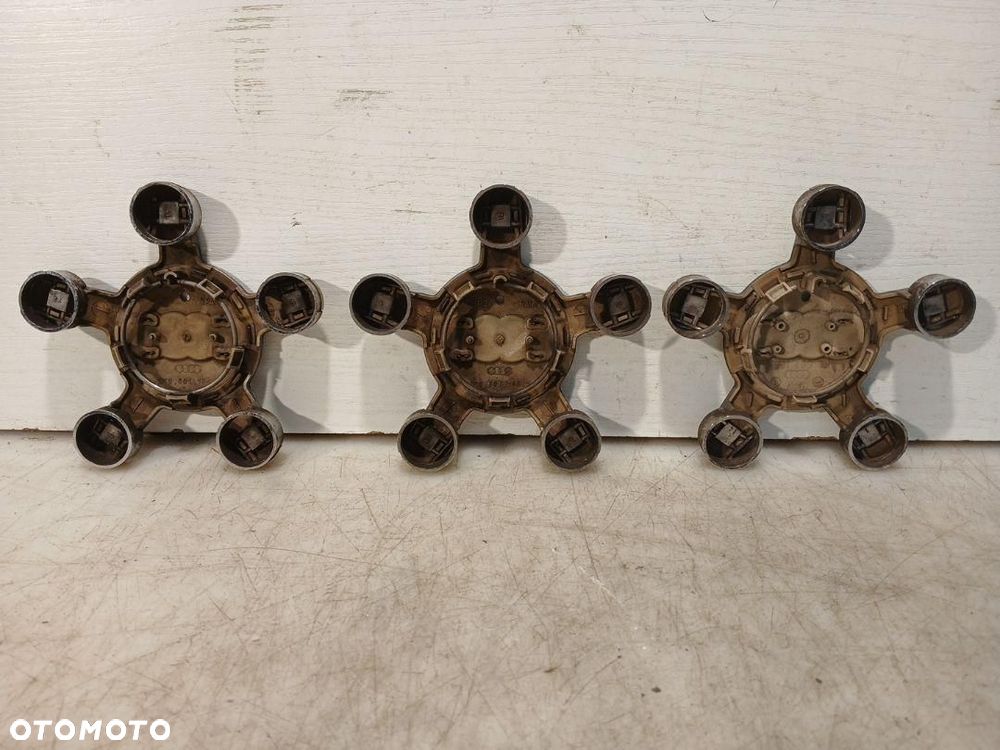 KOŁPAK KAPSEL DEKIELEK AUDI A4 B8 A5 8T 4F0601165N - 2