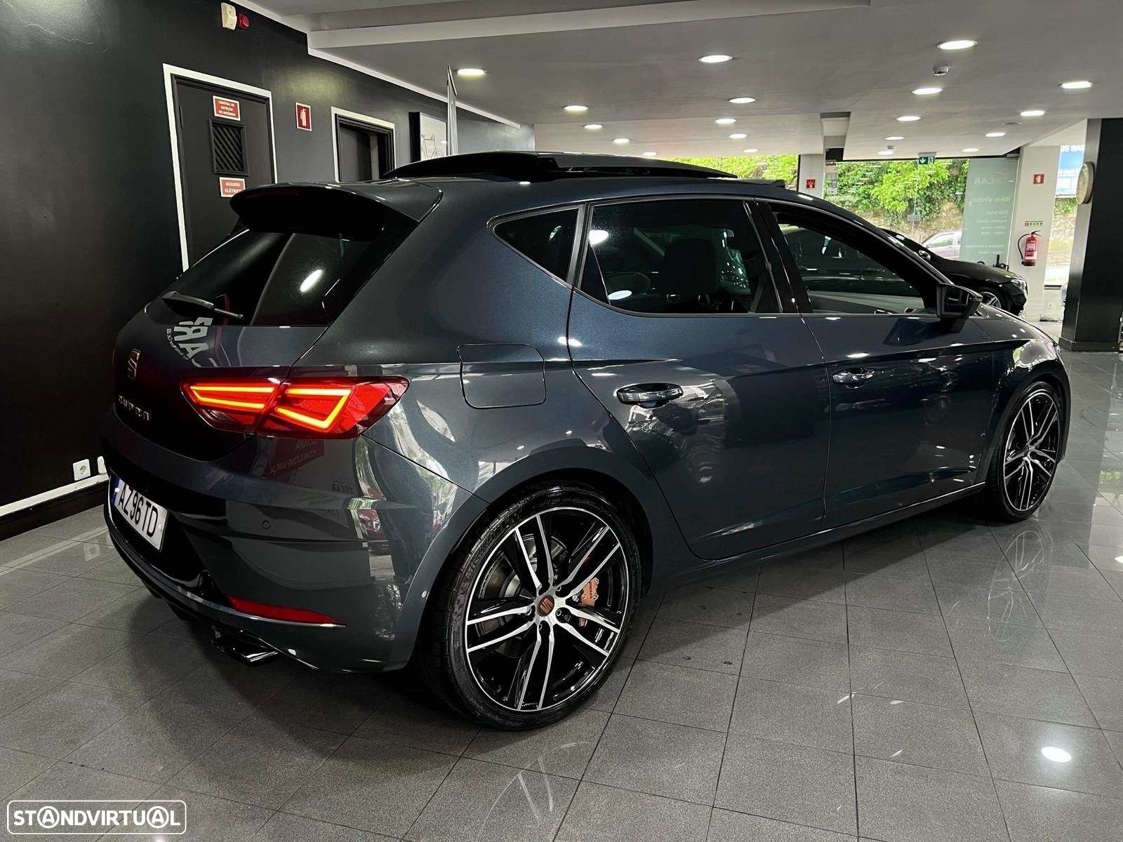 SEAT Leon 2.0 TSI Cupra DSG S/S - 3