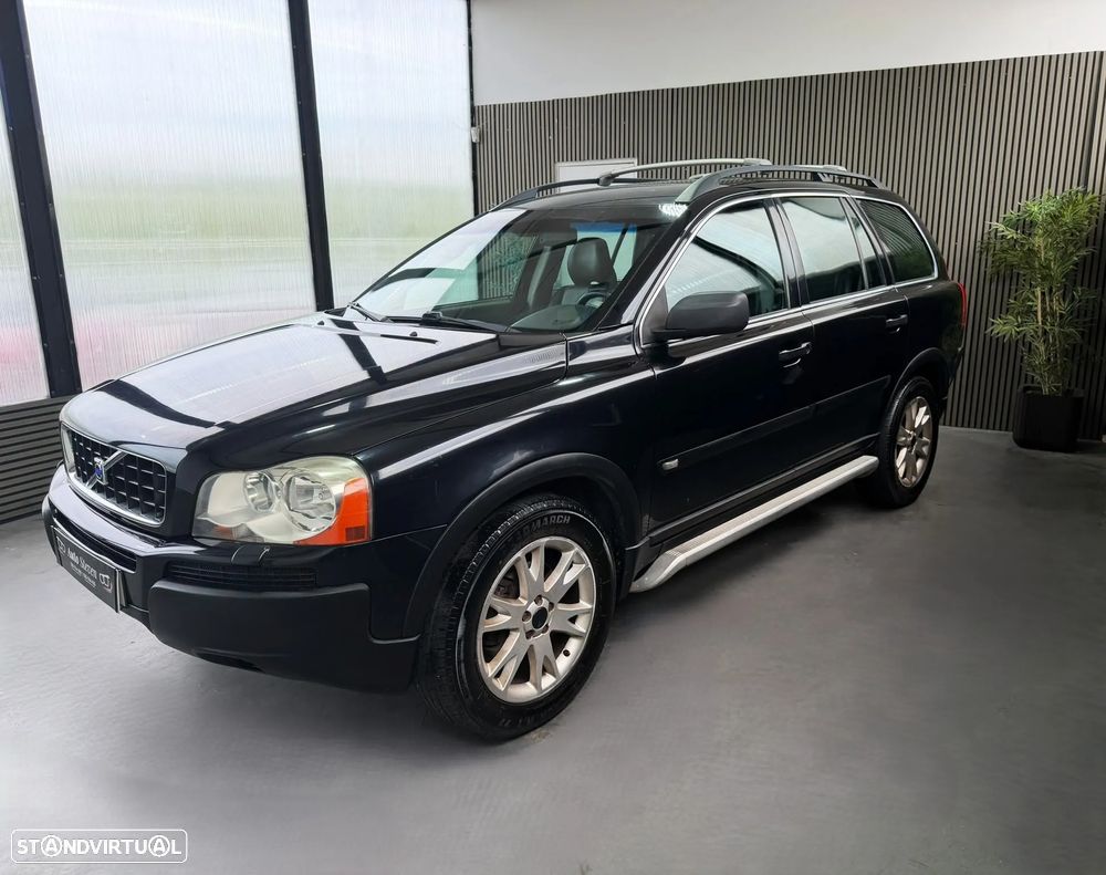Volvo XC 90 2.4 D5 5L Nivel 3 Auto. - 1