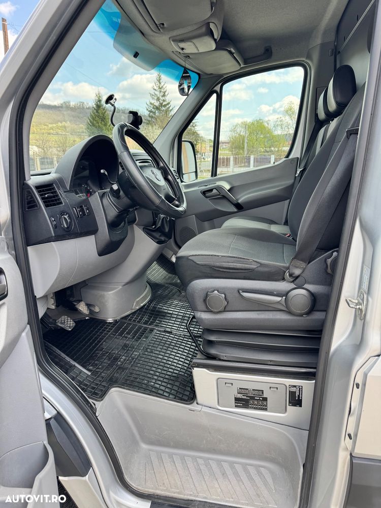 Volkswagen CRAFTER - 10