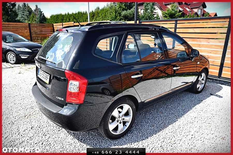 Kia Carens 2.0 CRDi Tour - 13