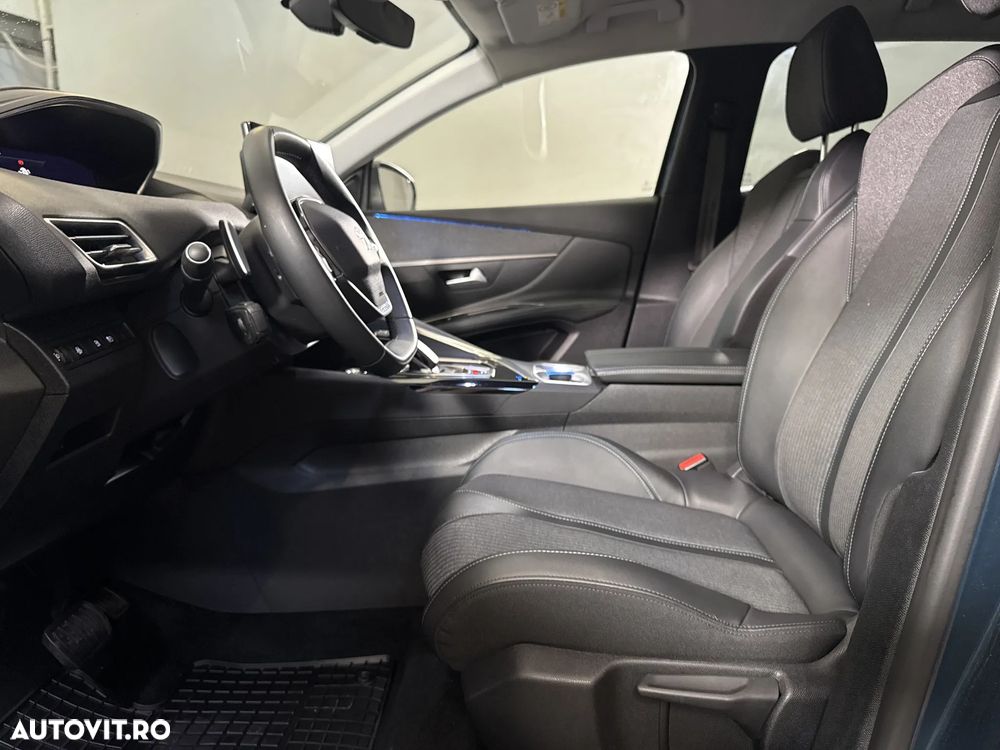Peugeot 3008 - 23