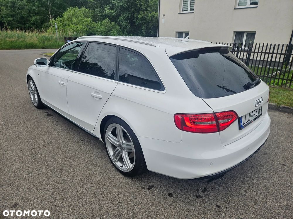 Audi A4 Avant 2.0 TDI DPF clean diesel multitronic S line Sportpaket - 4