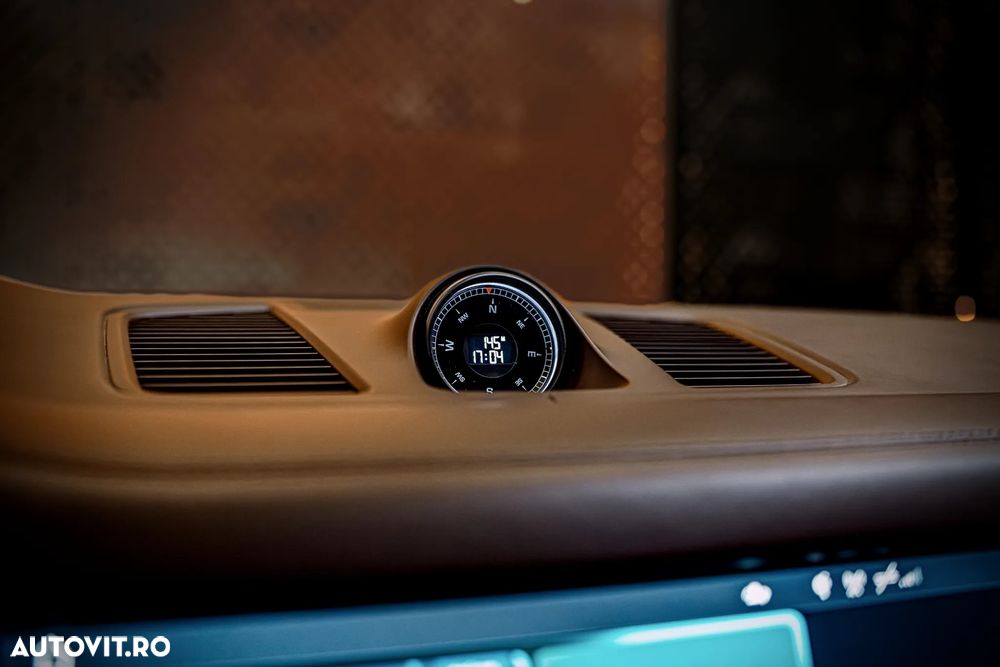 Porsche Cayenne Tiptronic S Platinum Edition - 34