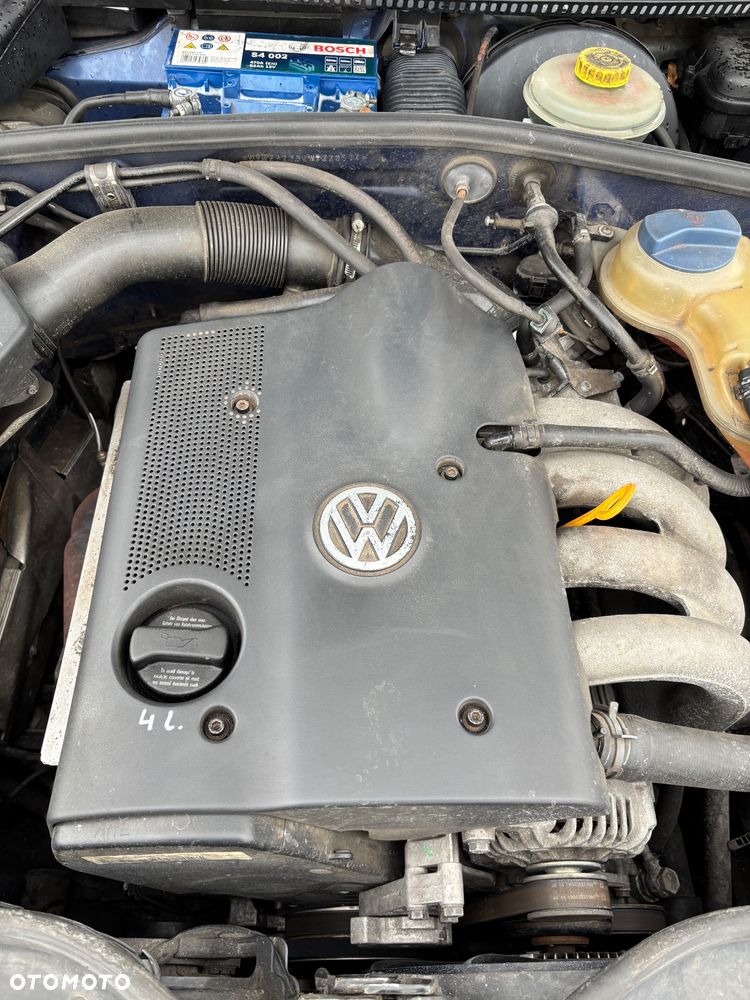 Volkswagen Passat - 31