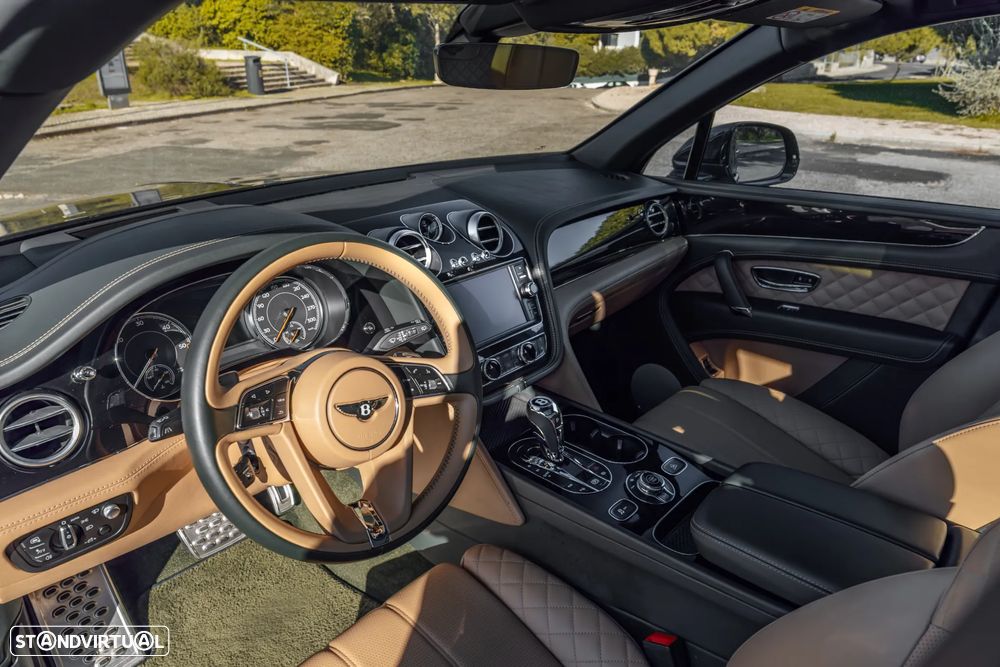 Bentley Bentayga V8 - 16