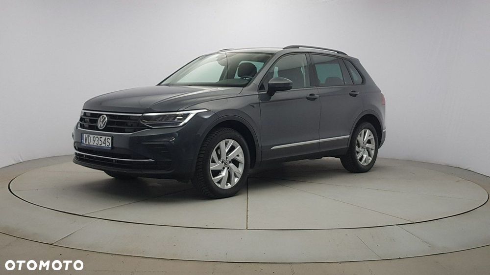 Volkswagen Tiguan - 3
