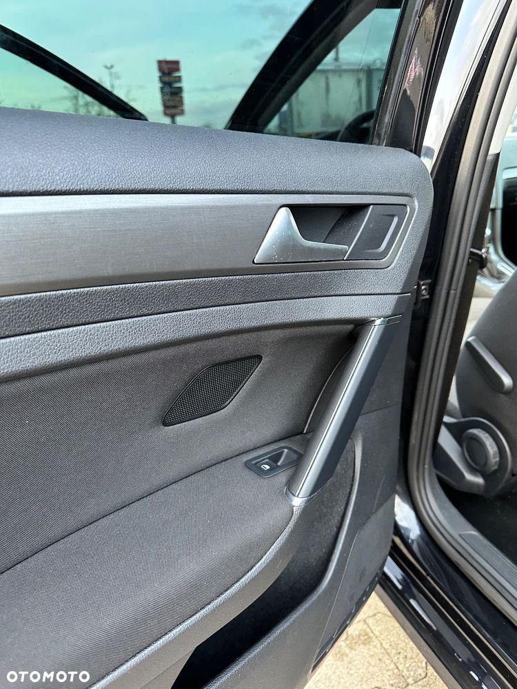 Volkswagen Golf Variant 1.6 TDI DPF DSG Highline - 10