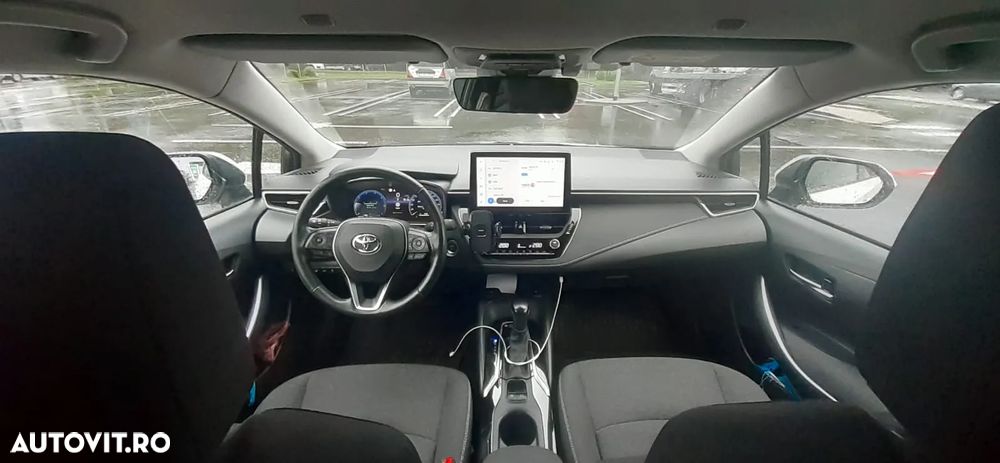 Toyota Corolla 1.8 HSD Business - 7