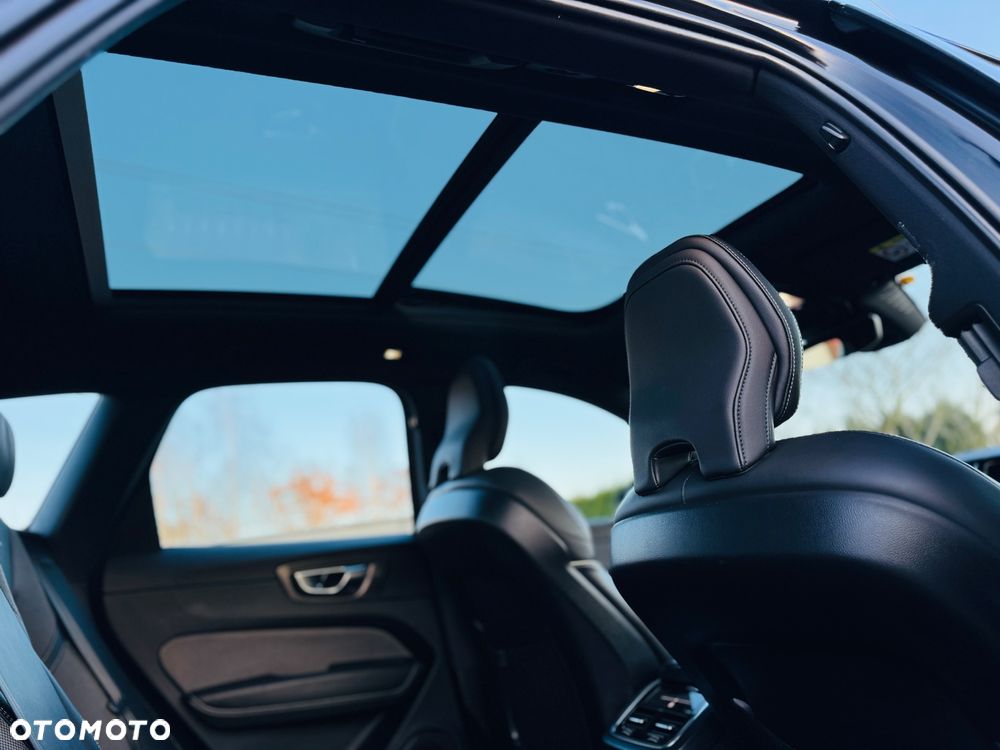 Volvo XC 60 B4 D AWD Geartronic RDesign - 9