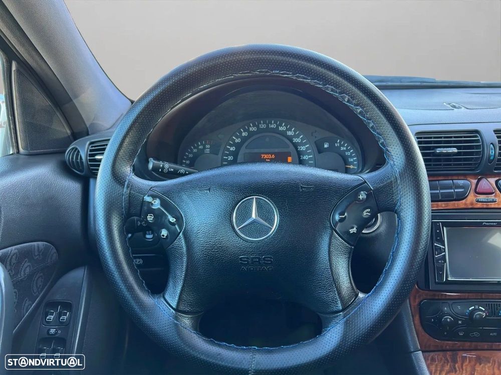 Mercedes-Benz C 220 - 10