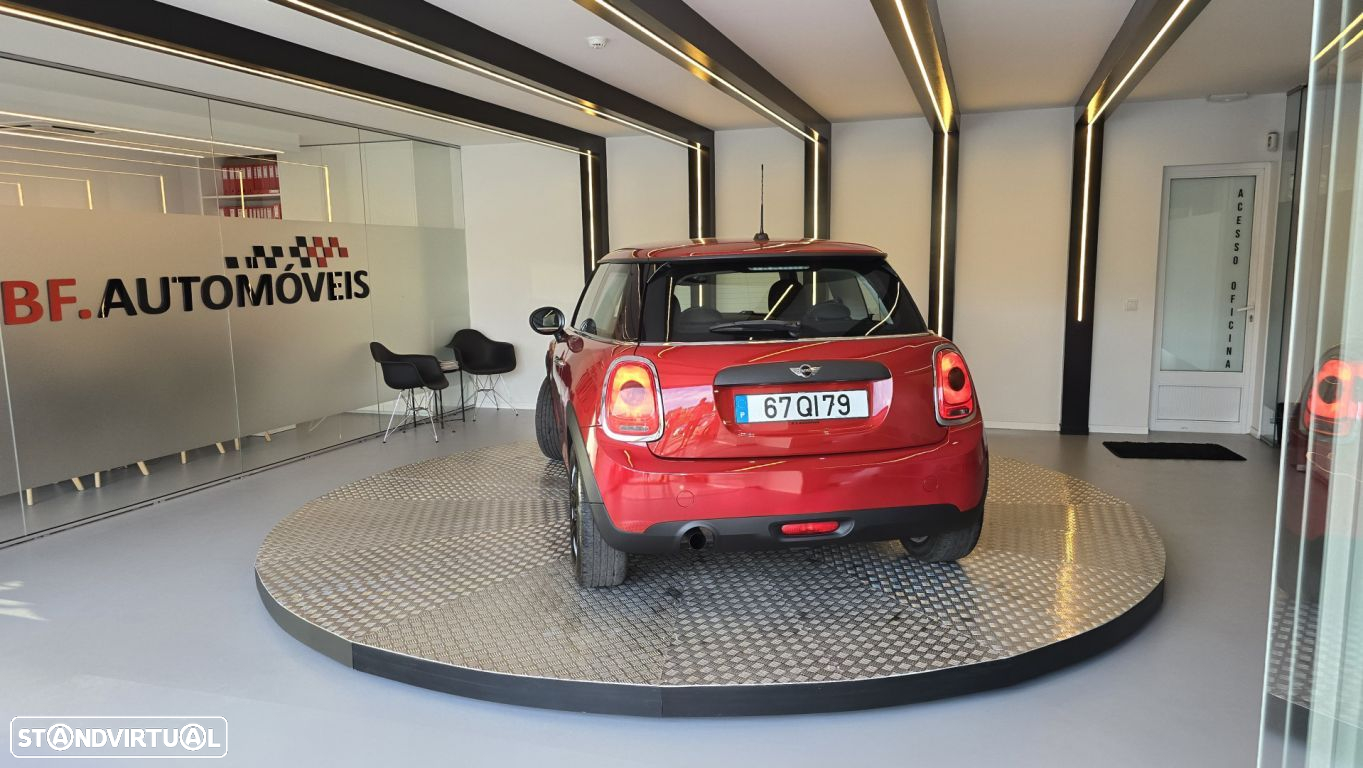 MINI 3 Portas One - 14