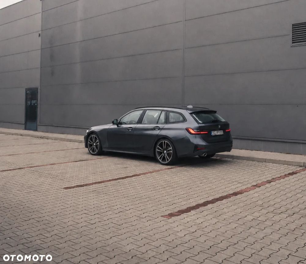 BMW Seria 3 320d - 21