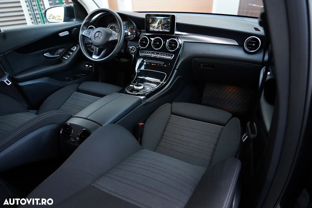 Mercedes-Benz GLC 220 d 4MATIC 9G-TRONIC - 12