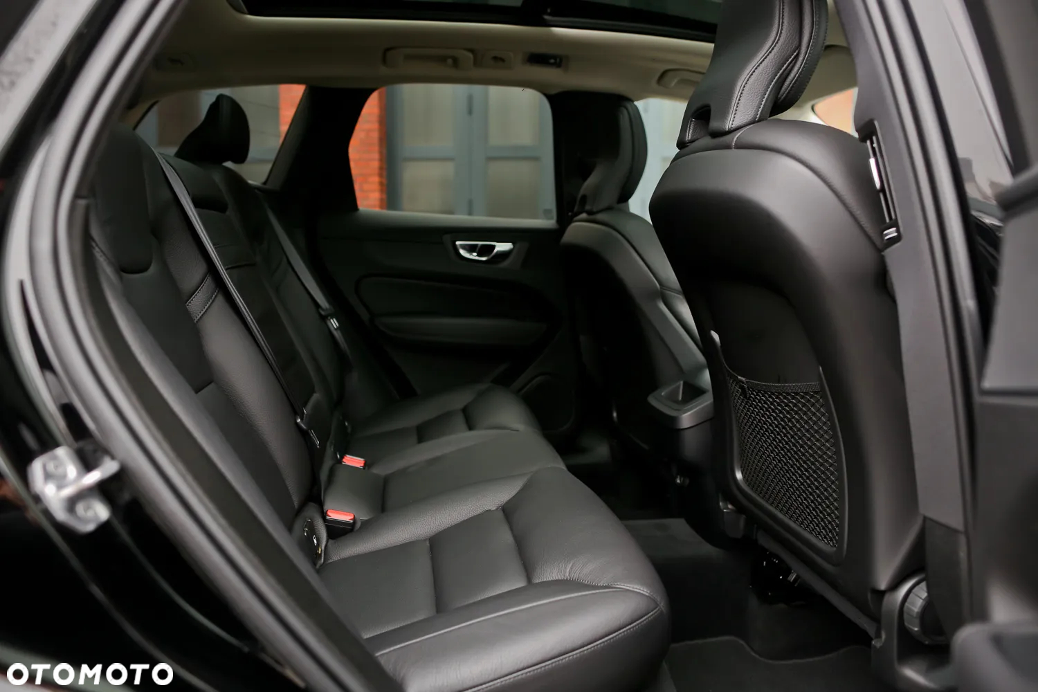 Volvo XC 60 B5 D AWD Geartronic Inscription - 32