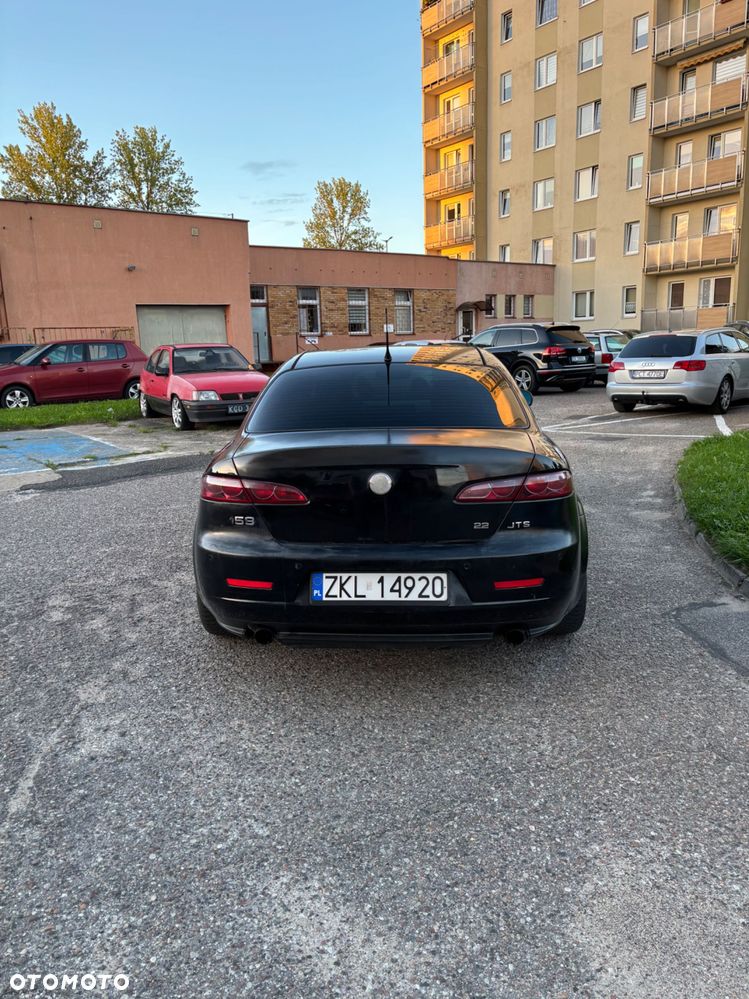 Alfa Romeo 159 - 2