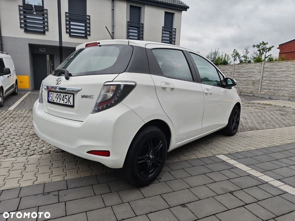 Toyota Yaris 1.33 VVT-i Comfort - 3