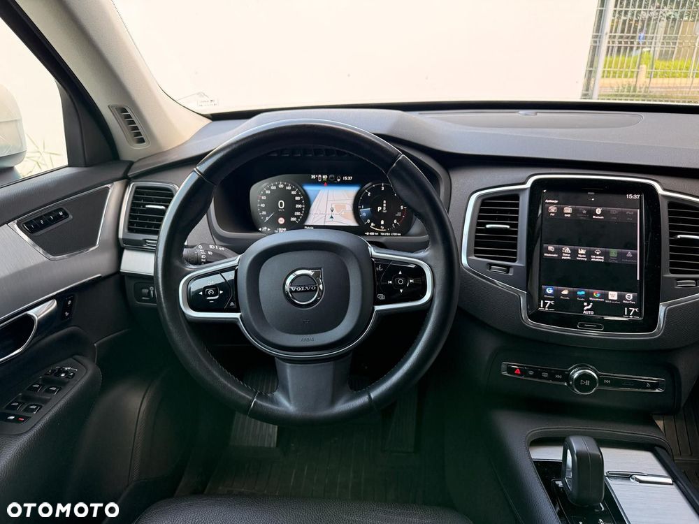 Volvo XC 90 - 26