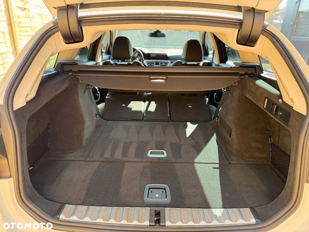 BMW Seria 3 320d xDrive Sport Line Shadow - 24