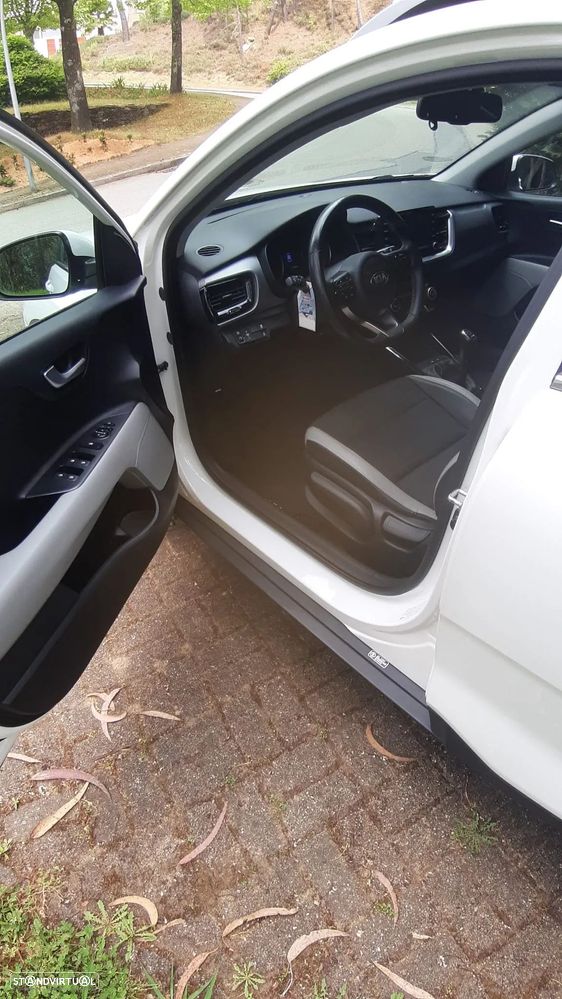 Kia Stonic 1.0 T-GDI TX - 24
