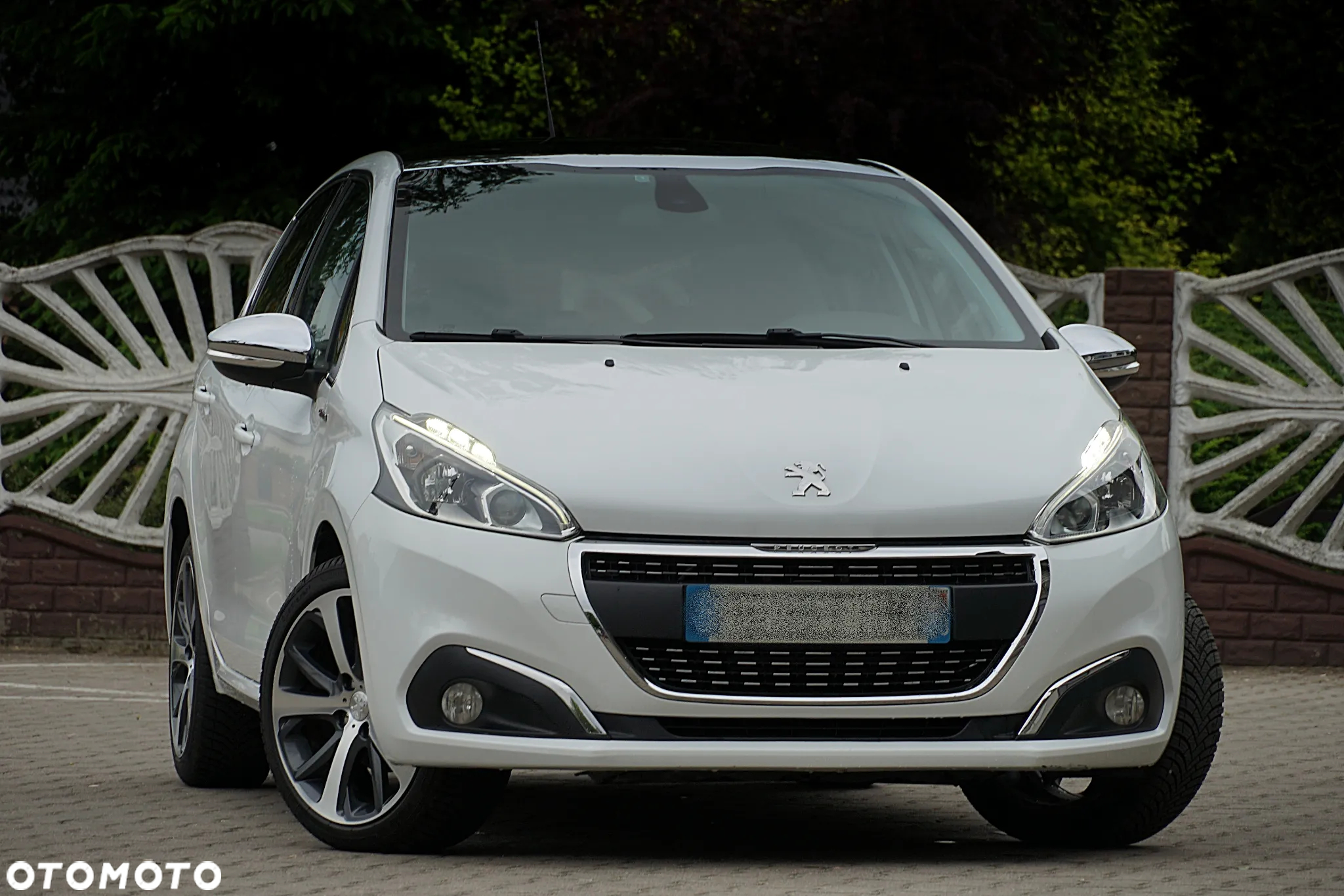 Peugeot 208 - 3