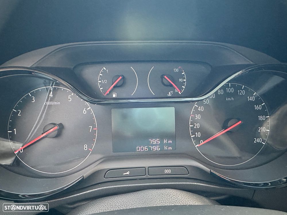 Opel Crossland X 1.2 120 Anos - 8