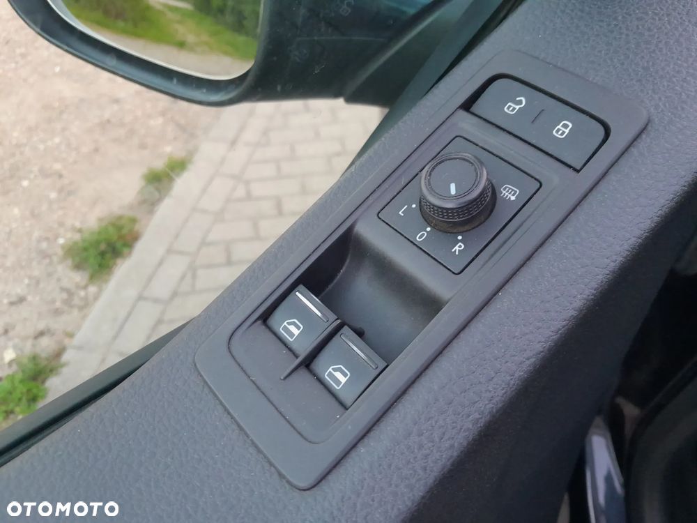 Volkswagen Caravelle 2.0 TDI L2 Highline - 9
