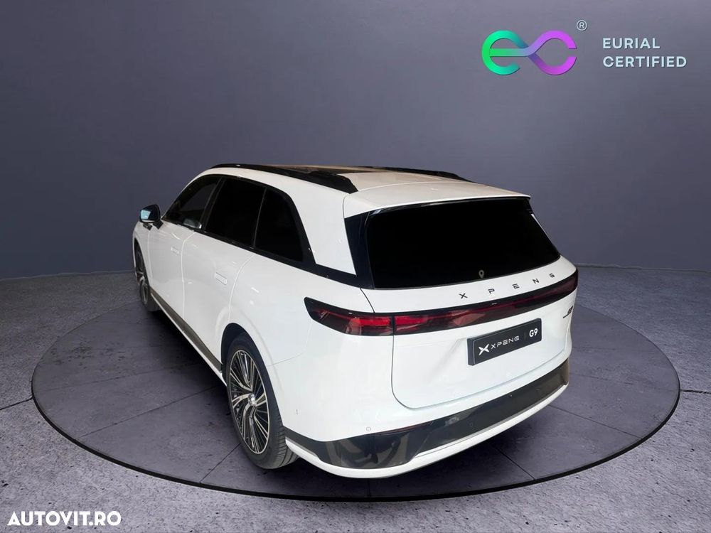 Xpeng G9 93.1 kWh AWD Performance - 4
