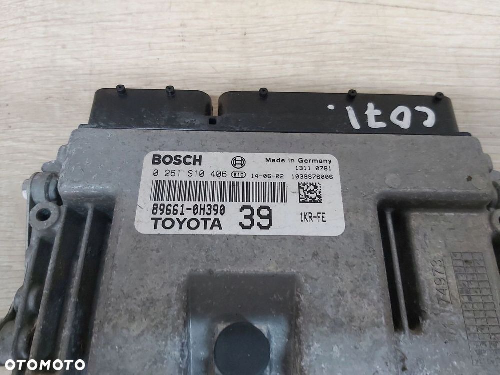 Toyota AYGO II pilot kluczyk smart key komputer 1,0 zestaw odpalenia - 4