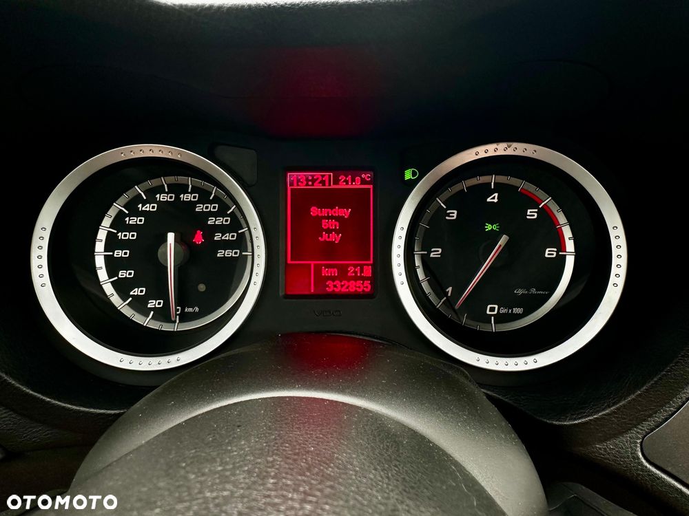 Alfa Romeo 159 - 8