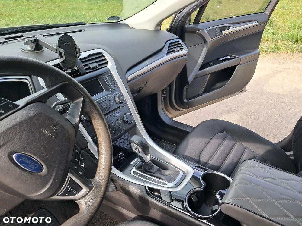 Ford Mondeo - 11